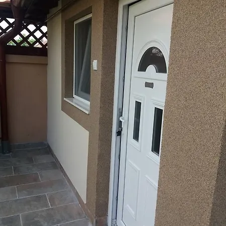 Farkas Invest Affittacamere Zrenjanin