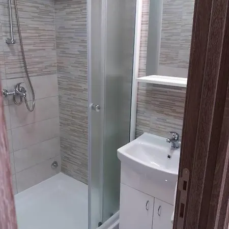 Farkas Invest Affittacamere Zrenjanin